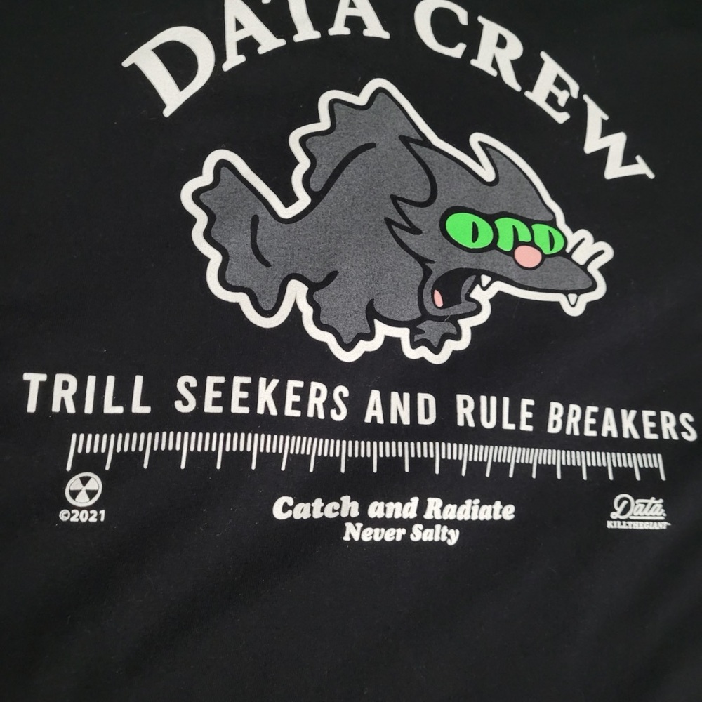 T-Shirt - Picture 3 of 4